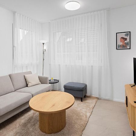 Stayy Flagship Limmattal - Contactless Check-In Шлиерен Екстериор снимка