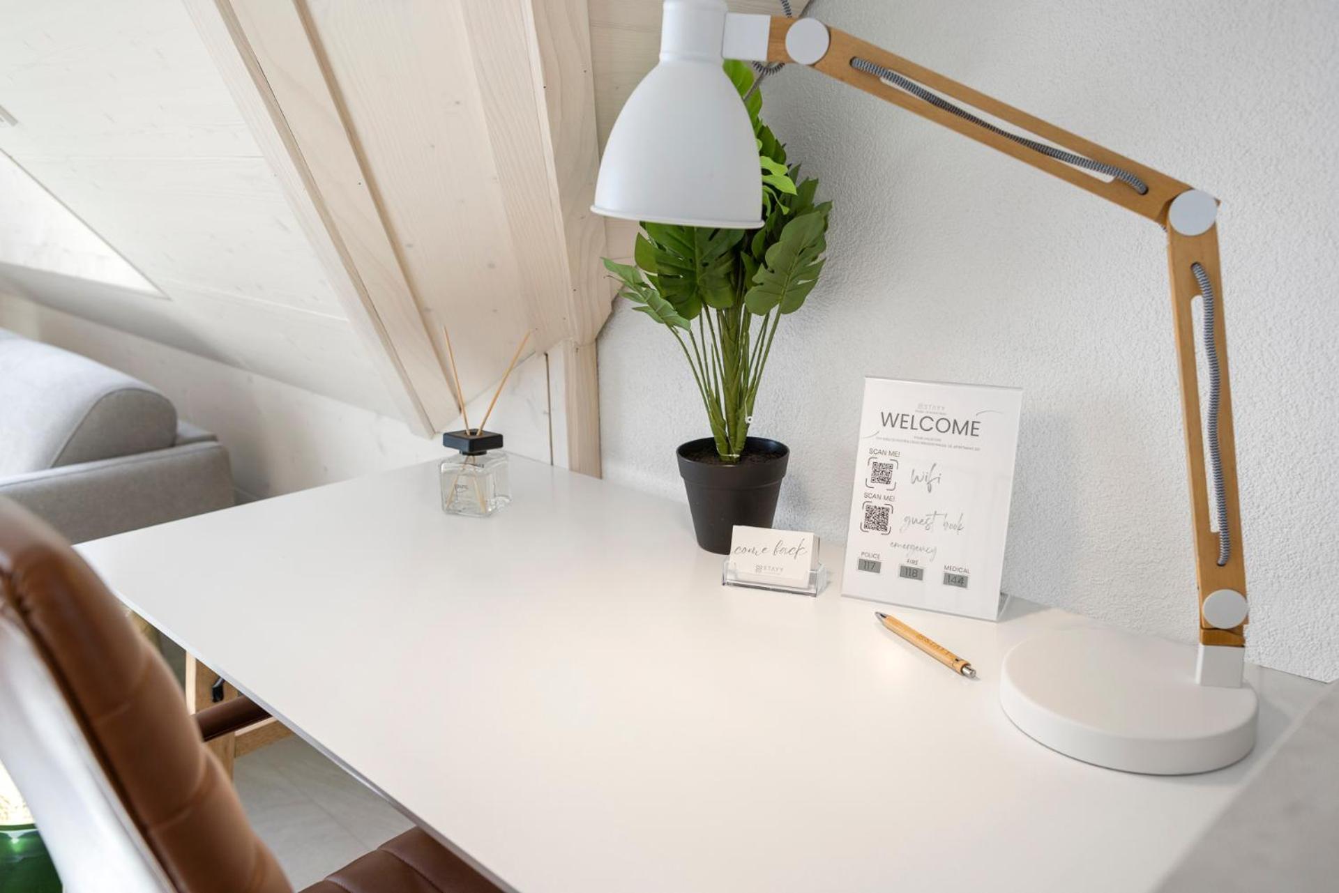 Stayy Flagship Limmattal - Contactless Check-In Шлиерен Стая снимка